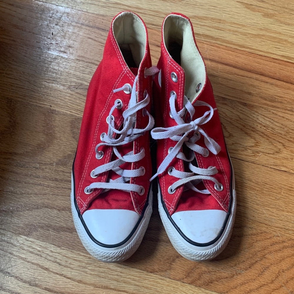Red converse high tops size mens 6 womens 8